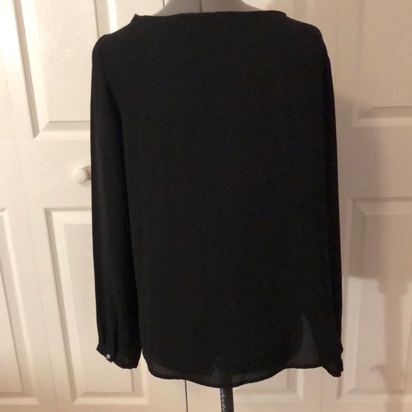 Loft Blouse - Picture 2 of 4